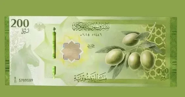 بنوك سورية تمدد ساعات العمل لتسهيل استبدال الليرة