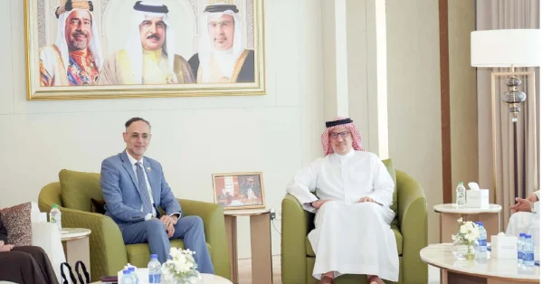 Bahrain Chamber Discusses Health Sector's Economic Role and Medical Conferences