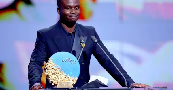 London: Arsenal's Bukayo Saka receives Socrates Award for humanitarian efforts