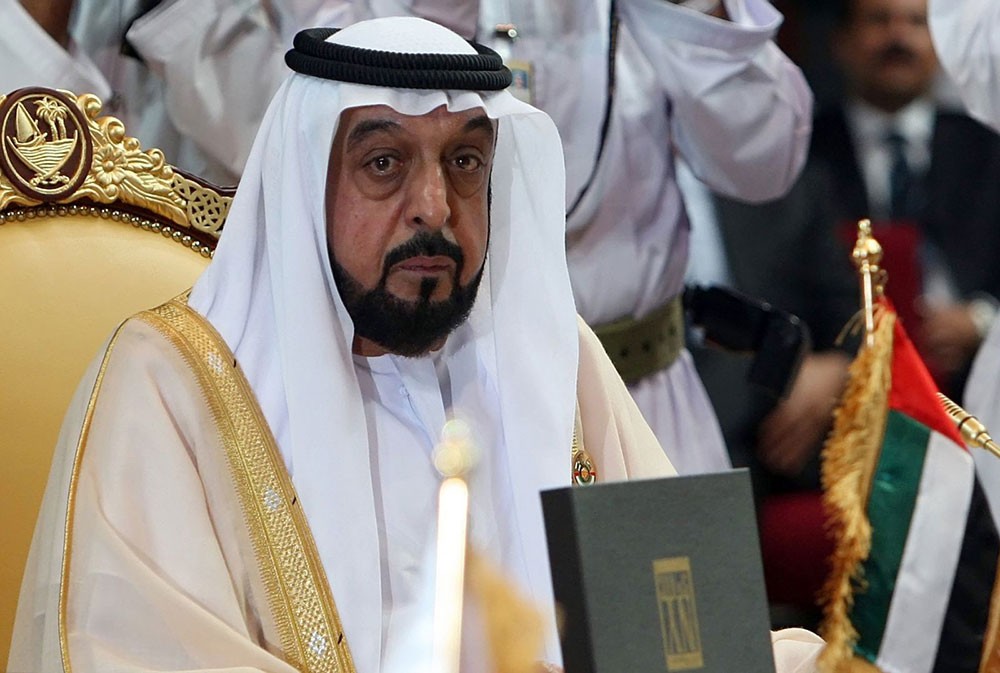 رئيس دولة الإمارات ينعى السلطان قابوس ويعلن الحداد 3 أيام