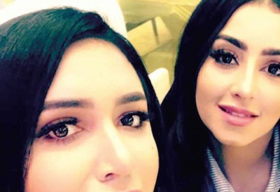 المهرة البحرينية تصدم متابعيها بصورتها مع خالتها