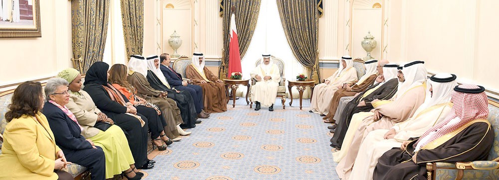 رئيس الوزراء: البحرين هيأت الضمانات كافة لحماية حقوق الإنسان وحرياته