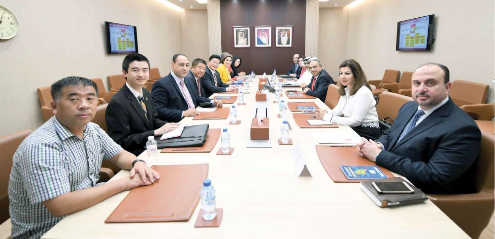خلف:  خبرات صينية لتشييد الجسور والأنفاق
