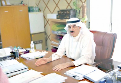 كتيبان وورشتان ومشروع لتنمية مهارات الشباب