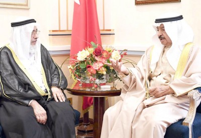 رئيس الوزراء: التواصل واجب على الجميع ويقوي النسيج الاجتماعي