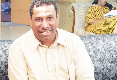 أحمد مبارك مع “الحيالة” في صلالة