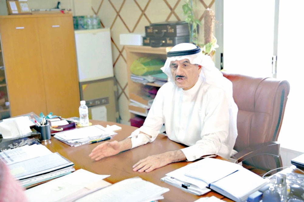 كتيبان وورشتان ومشروع لتنمية مهارات الشباب