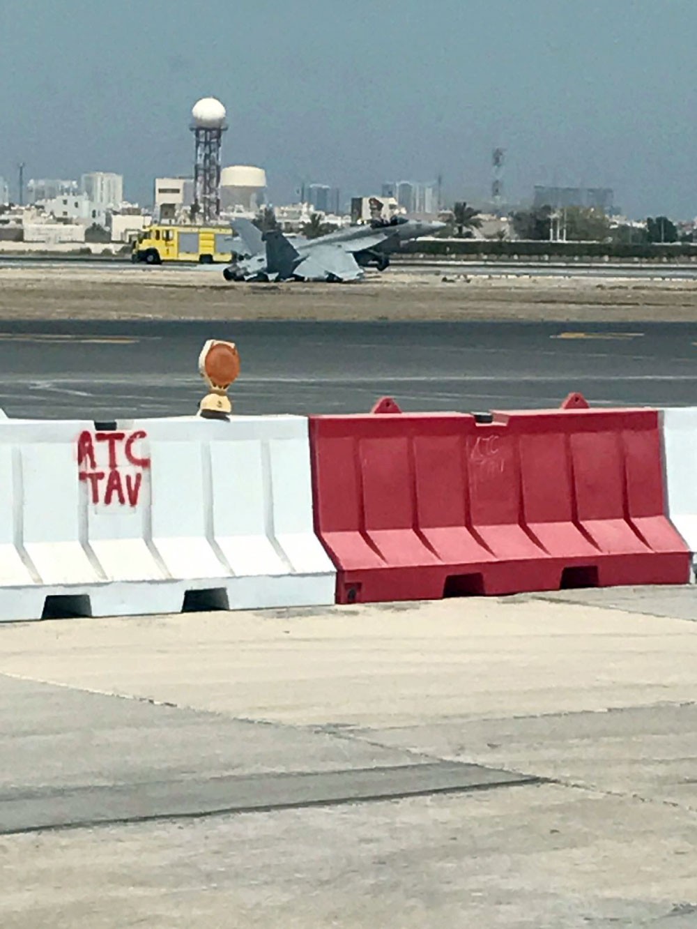 هبوط اضطراري لطائرة عسكرية أميركية بمطار البحرين
