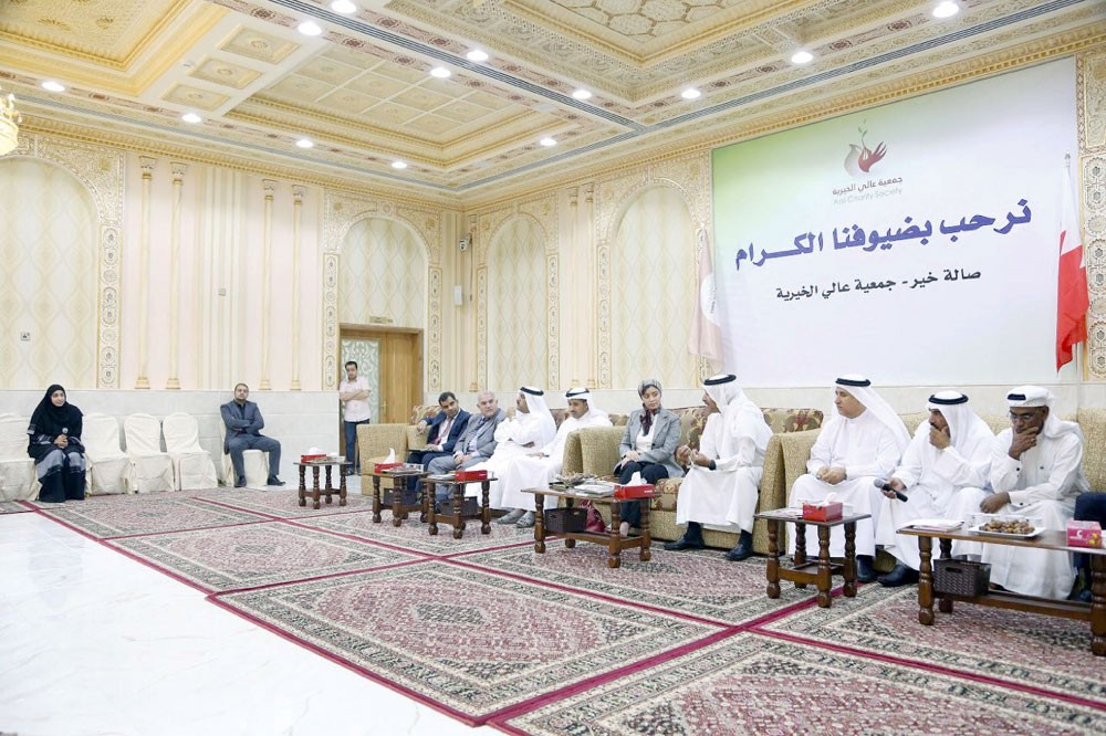 عالي استقبلت وزير الإسكان بكل رحابة صدر
