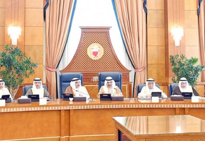 رئيس الوزراء: التوجيهات الملكية مرتكزات ببرامج الحكومة