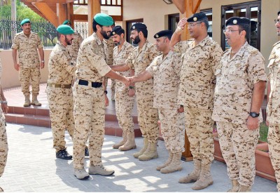ناصر بن حمد: تقدير بحريني وعربي لتضحياتكم في اليمن