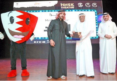 خالد بن حمد: دور مهم للتغطية الإعلامية في إبراز “المسرح الشبابي”
