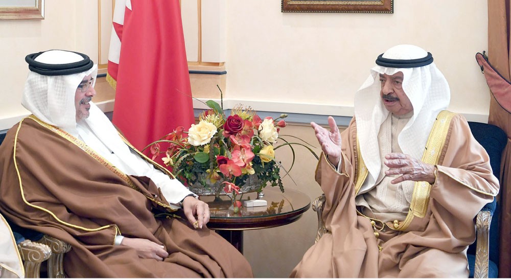 رئيس الوزراء وولي العهد‎:  دعم وإسناد الجهود الوطنية لتطوير الجهاز الحكومي 