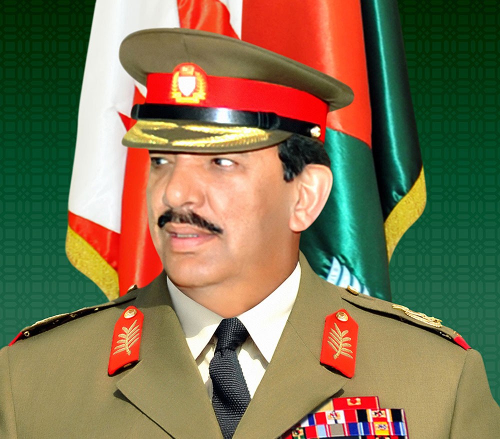 القائد العام يودع الملحق العسكري بسفارة الكويت