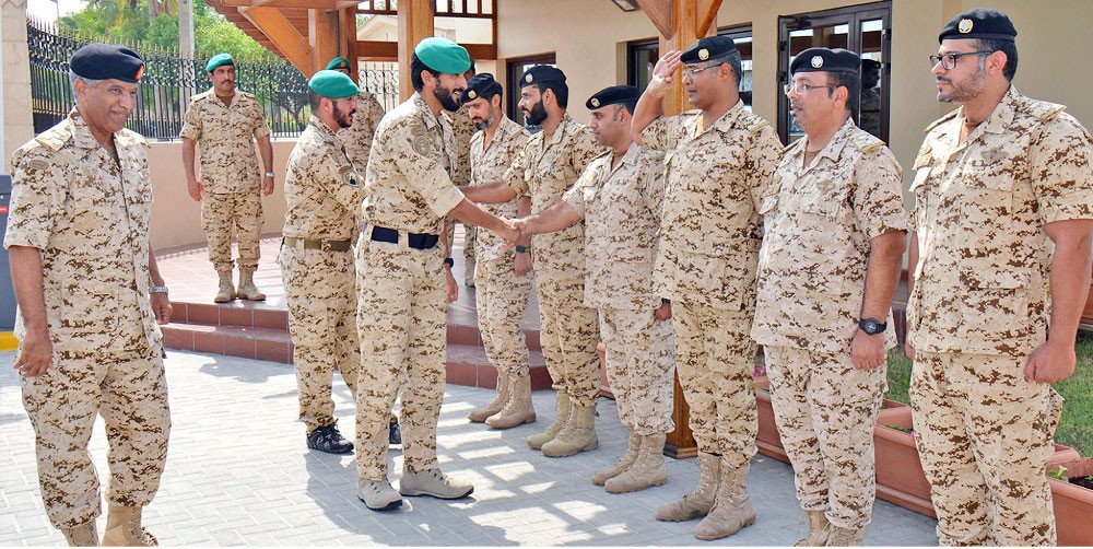ناصر بن حمد: تقدير بحريني وعربي لتضحياتكم في اليمن