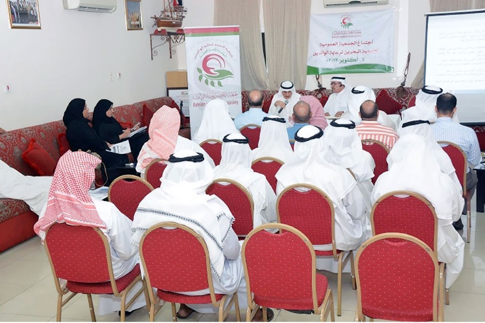 إعادة انتخاب البنا رئيسًا لـ “رعاية الوالدين”