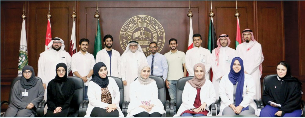 72 % نسبة المشاركة بانتخاب برلمان طلبة جامعة الخليج