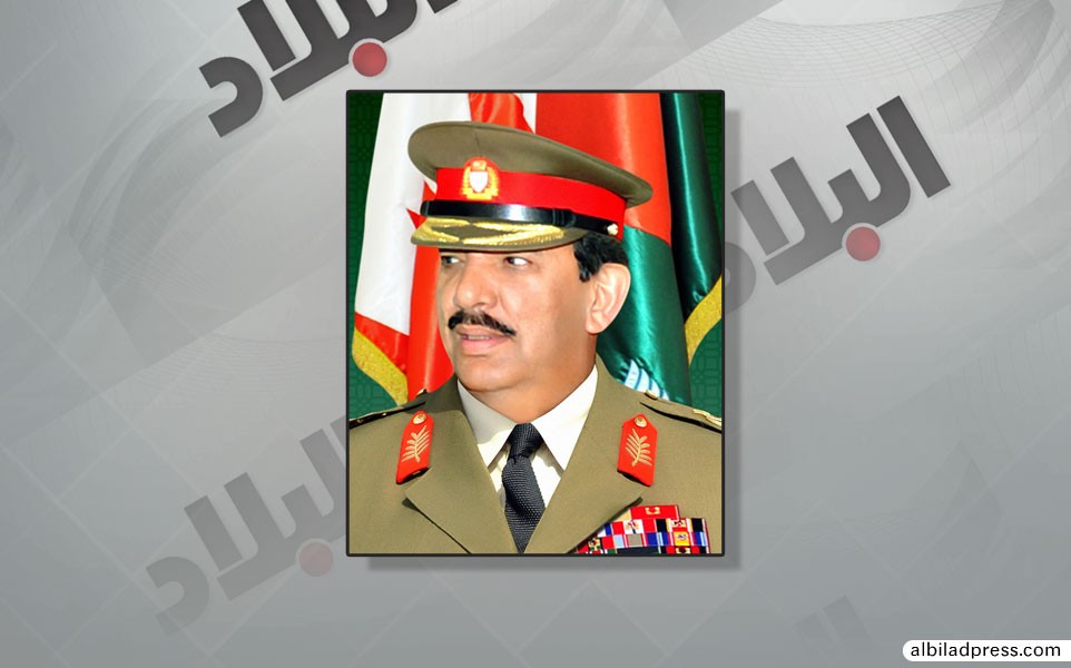 المشير يشيد بعلاقات التعاون مع بريطانيا