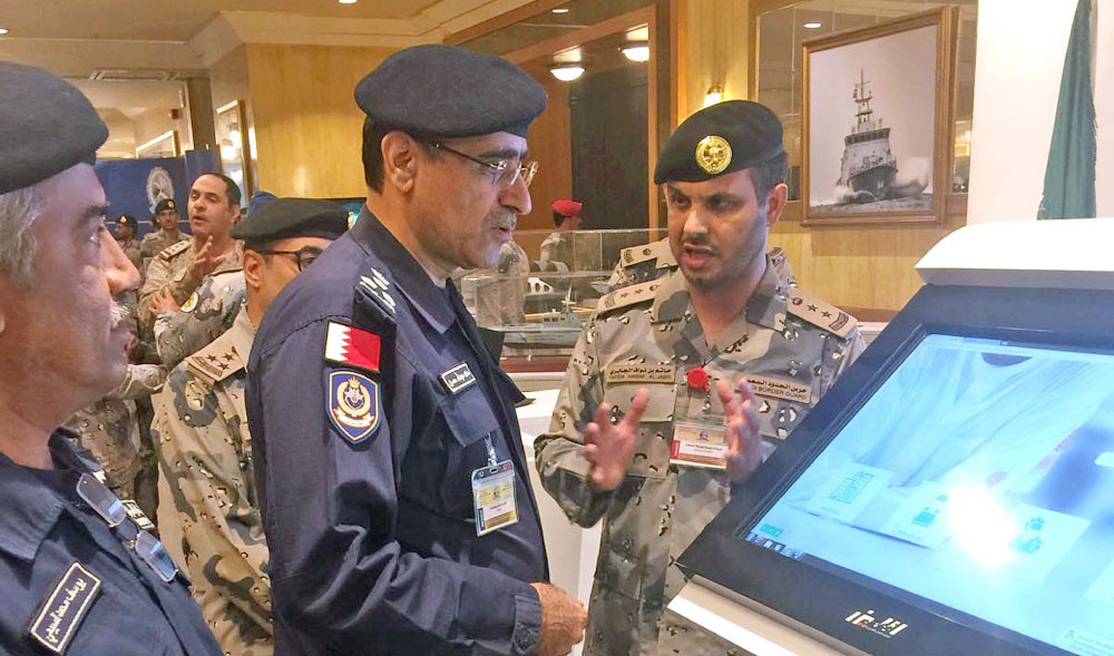 “خفر السواحل” تشارك في ندوة أمن وسلامة الحدود