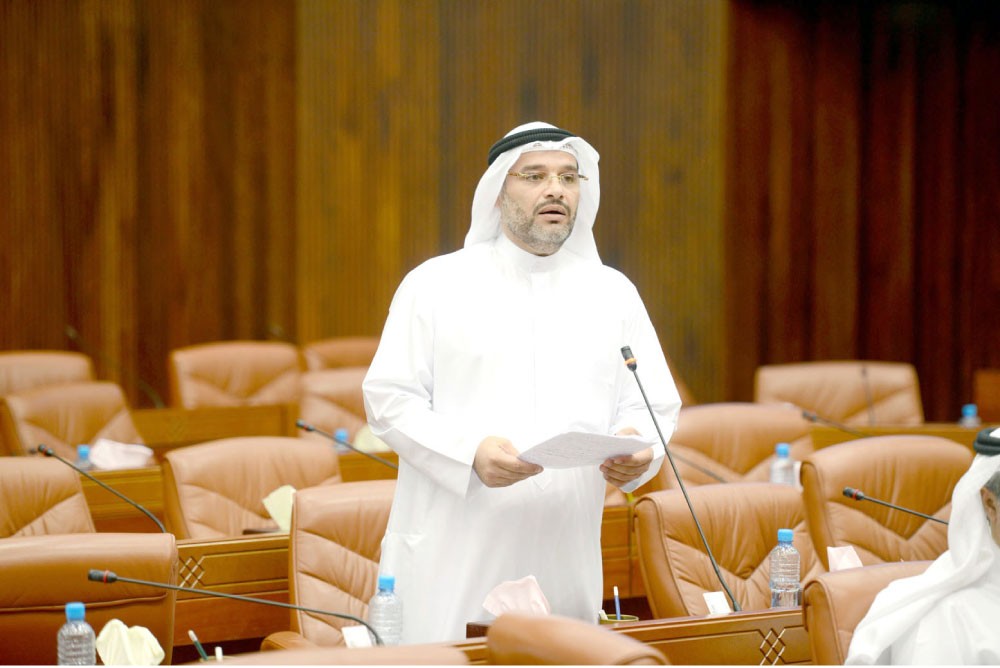 النجار يقترح افتتاح مركز صحي ثالث بمدينة حمد