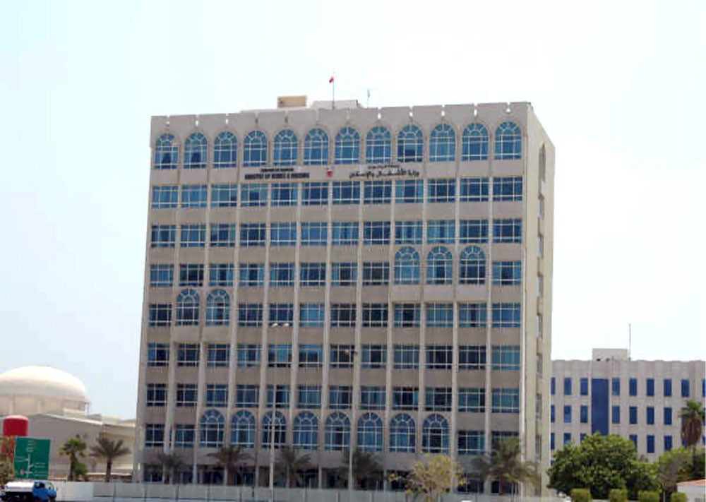 تعديل الإشارة الضوئية قرب “الأفنيوز”