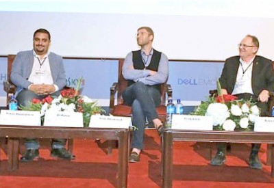 التعلم بالأجهزة تقنية جديدة لتحسين المنتجات وتسريع التسويق 