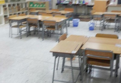 3 حصص فراغ يوميا بسبب غياب 3 معلمات