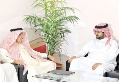 سمو الشيخ عيسى بن علي: تطويع الفعاليات في تعزيز الجانب الخيري والإنساني