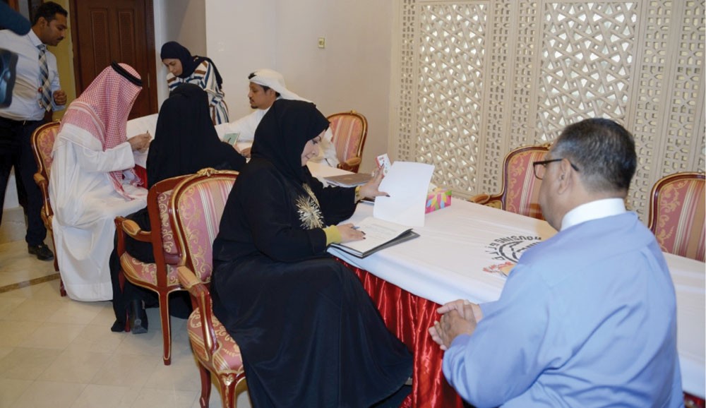 “الإسكان” توزّع مشروع مجمع 207 بالمحرق