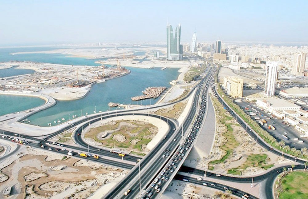 عُمان تحتفل اليوم بالذكرى السابعة والأربعين للعيد الوطني المجيد