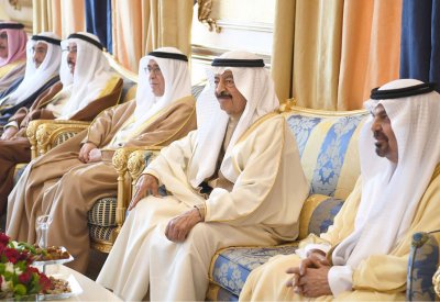 سمو رئيس الوزراء:  أفراح الإمارات أفراحنا ونشاركهم عيدها الوطني من أعماق قلوبنا