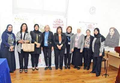مدارس المعارف تكرم المهندسة البحرينية