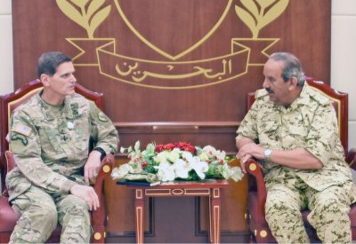 استعراض التنسيق العسكري والتعاون الدفاعي وأميركا