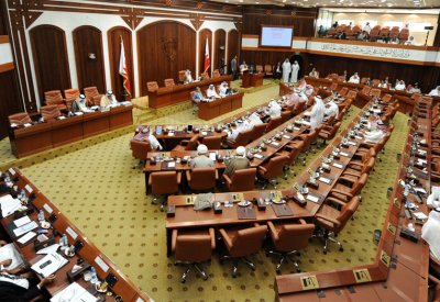 40 رسالة مركزة من “البلاد” إلى برلمان “أم البلادين”