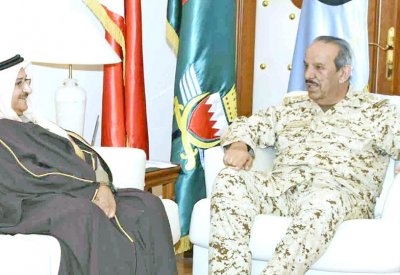 مناقشة الموضوعات المشتركة بين “الدفاع” و “بتلكو”