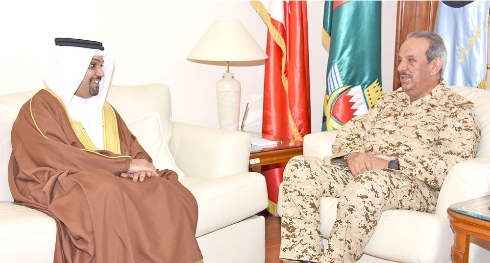 القائد العام يستقبل سمو الشيخ سلمان بن خليفة 