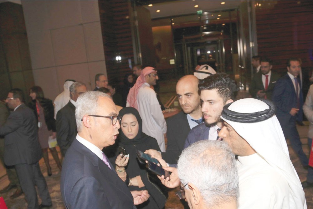 المعراج يهيب بالمؤسسات والشركات القيام بدورها في “الفنتك” 