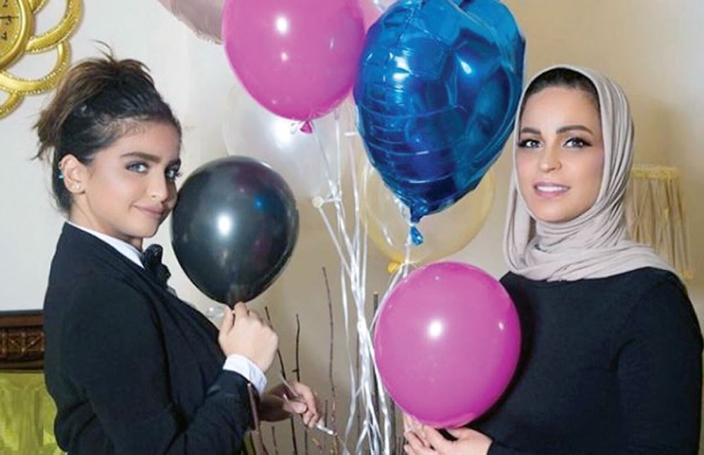 السابر تجر الفنانة المغربية باطما إلى القضاء