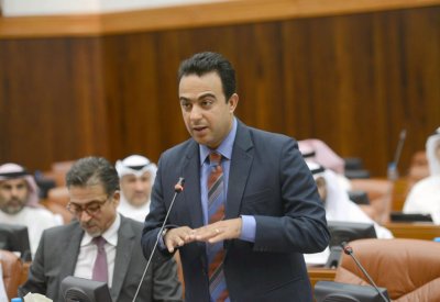 العرادي لـ “البلاد”:  التعاطي مع الملف الحقوقي أولوية ثابتة 