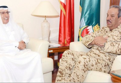 القائد العام يشيد بازدهار الصحافة البحرينية