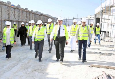 وزير “الأشغال”: 69.5 % الإنجاز بمركز غسيل الكلى