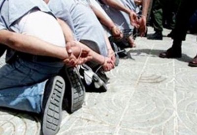 القبض على مشتبه بارتكابهم واقعة سرقة بالإكراه