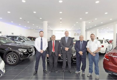 معرض مرسيدس-بنز للسيارت المستخدمة بحلة جديدة