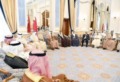 سمو رئيس الوزراء: ضرورة التمسك بوحدة الكلمة والتعاون في بناء الوطن وتنميته 