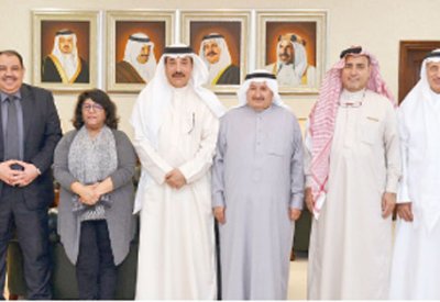 مناقشة خطط وبرامج “مبادرات”