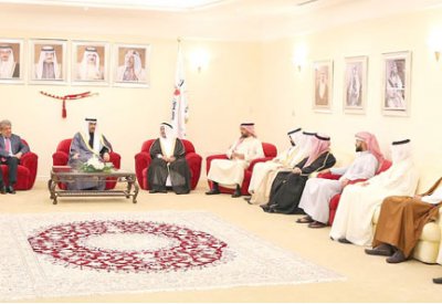 سمو الشيخ خليفة بن علي: نحرص على متابعة المشاريع لضمان إنجازها وفق الخطة الزمنية