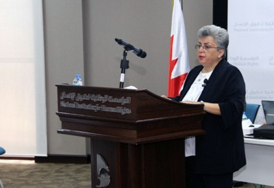 المفوضية السامية تطلع على فعاليات “الحقوق”