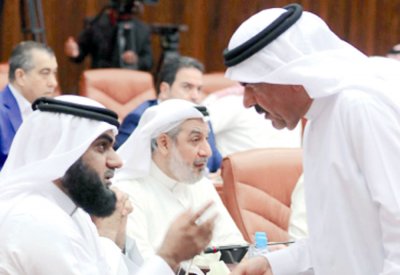 حميد: مدارس تمتلئ بالأجانب ولا للتجميل الإعلامي