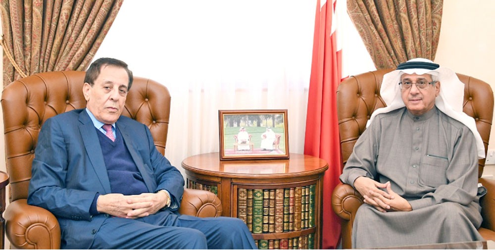 الحمر يشيد بدور مركز الدراسات الاستراتيجية 