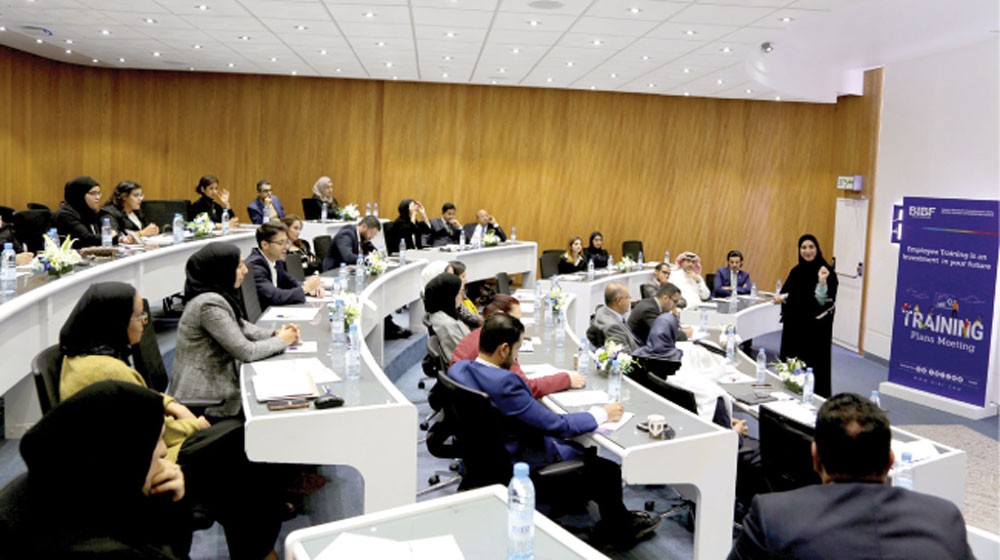 “ BIBF” يستعرض خططه المستقبلية مع ممثلي التدريب